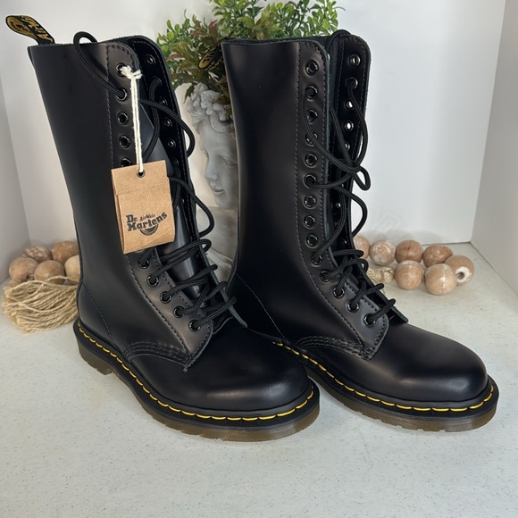 DR MARTENS BLACK 1914 SMOOTH LEATHER HIGH LACE UP BOOTS SIZE 7 NWOB - Picture 3 of 12